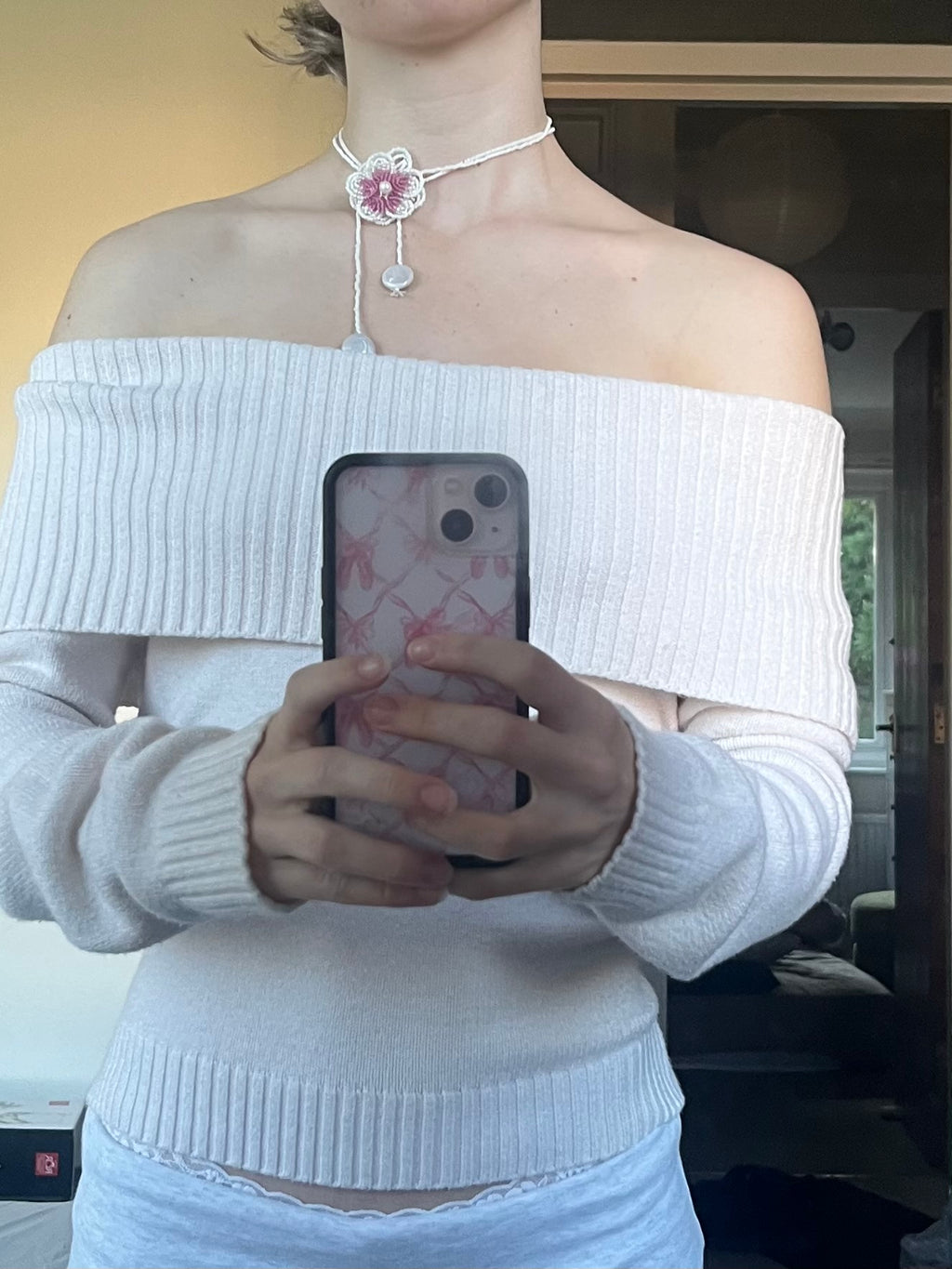 Pink pansy appliqué wrap necklace